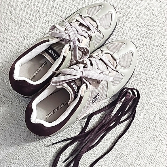 Sketchers GO-WALK SNEAKERS WOMEN'S SIZE 9 GRAY/BROWN NEW - Picture 1 of 12